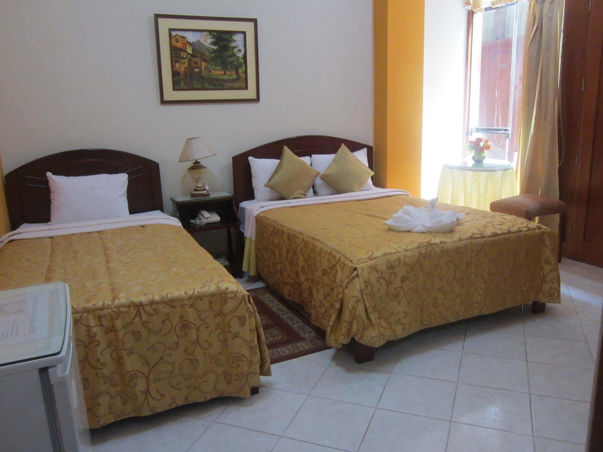 Plaza Trujillo Hotel Esterno foto